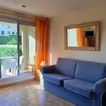 Cosy Avec Piscine Et Animaux Admis Proche - Fr-1-607-76 *